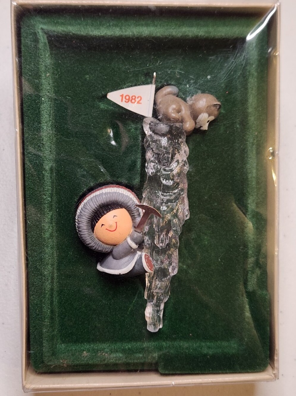 Vintage Hallmark 1982 Frosty Friends #3 Christmas Ornament
